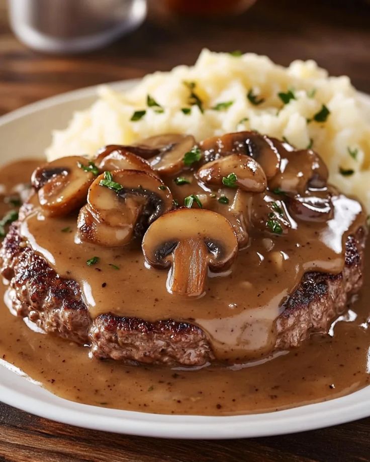 onion gravy smothered steak 